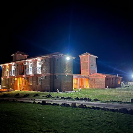 Posada Villa Pituil บาร์เรอัล ภายนอก รูปภาพ