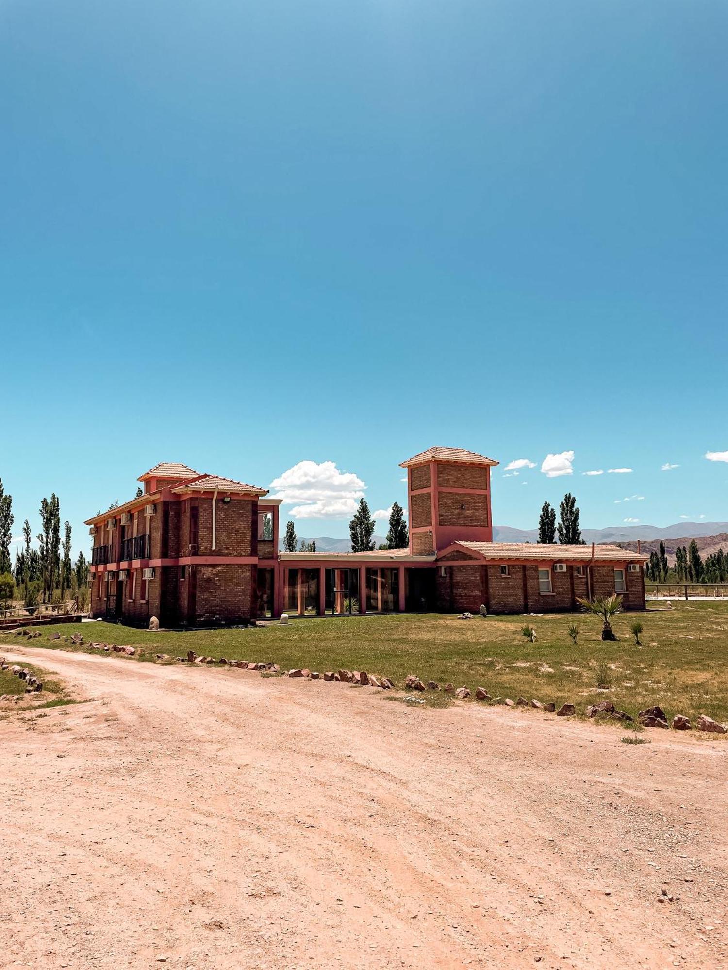 Posada Villa Pituil บาร์เรอัล ภายนอก รูปภาพ