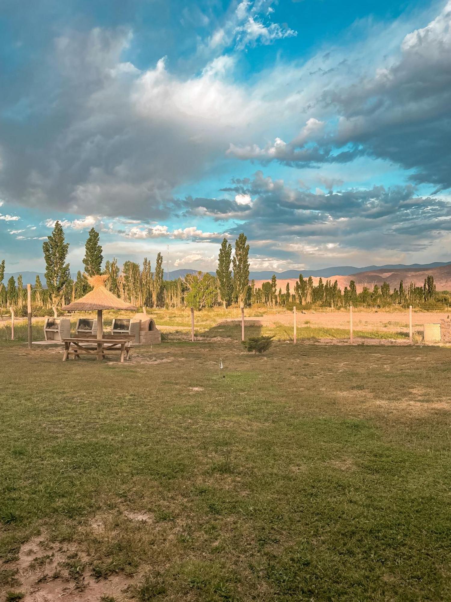 Posada Villa Pituil บาร์เรอัล ภายนอก รูปภาพ