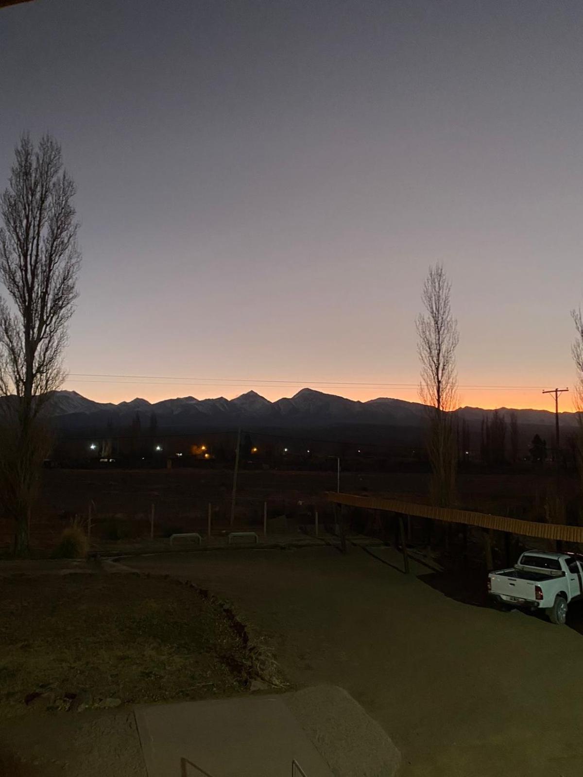 Posada Villa Pituil บาร์เรอัล ภายนอก รูปภาพ
